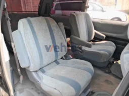 manual 8 seats Toyota PREVIA 1997 radio, aircondition & airbags full