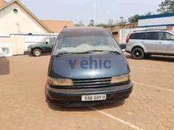 manual 8 seats Toyota PREVIA 1997 radio, aircondition & airbags