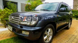 7 seats Toyota land cruiser 2003