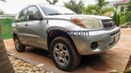 5 seats Automatic Toyota RAV 4 2005