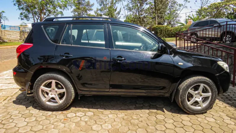 Manual 5 seats Toyota RAV 4 2006 full