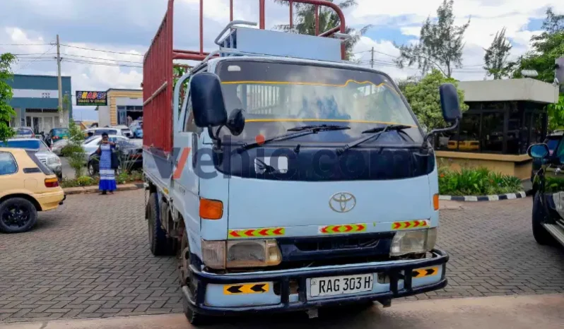 3 Seats Manual TOYOTA Dyna 1993 full